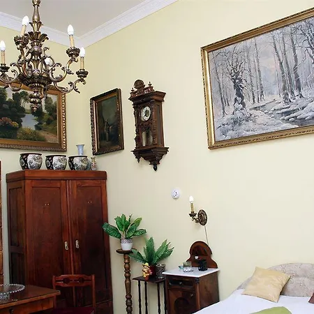 Central Apartment In Budapest Hostel Budapest