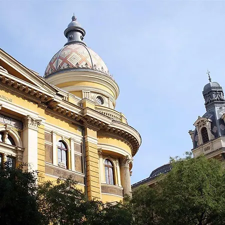 Central Apartment In Budapest