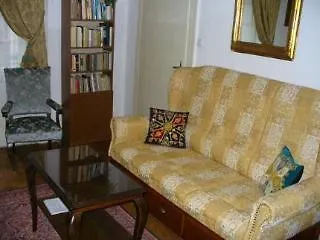 Central Apartment In Budapest Hostel *