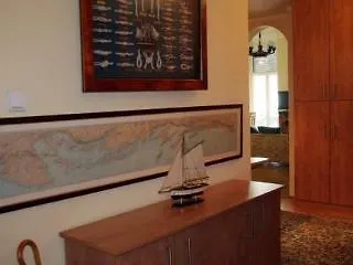 Central Apartment In Budapest Hostel *