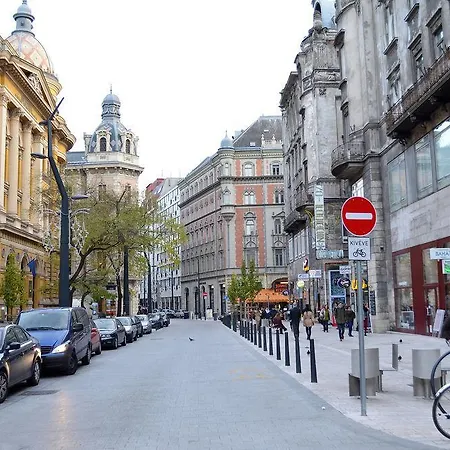 Central Apartment In Budapest 부다페스트
