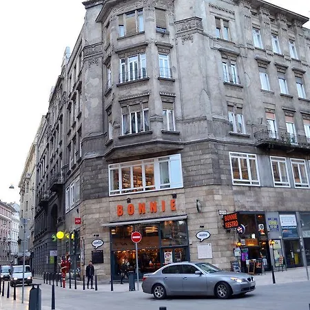 Vandrarhem Central Apartment In Budapest Budapest