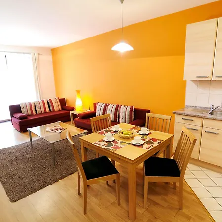 Hostel Central Apartment In Budapest *