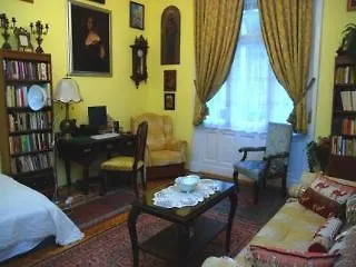 Central Apartment In Budapest